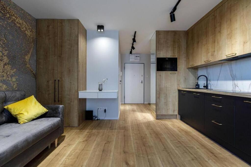 Golden Apartments Wroclaw - Cozy Studio- Odra River&Ksiecia Witolda Luaran gambar
