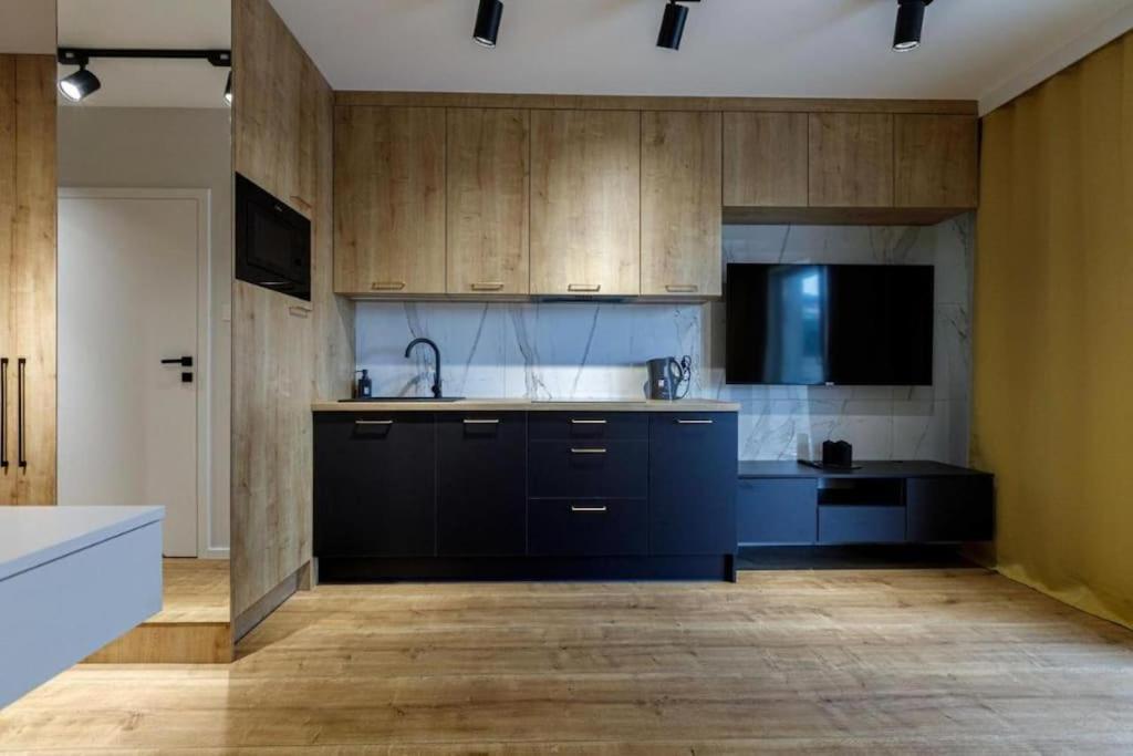 Golden Apartments Wroclaw - Cozy Studio- Odra River&Ksiecia Witolda Luaran gambar